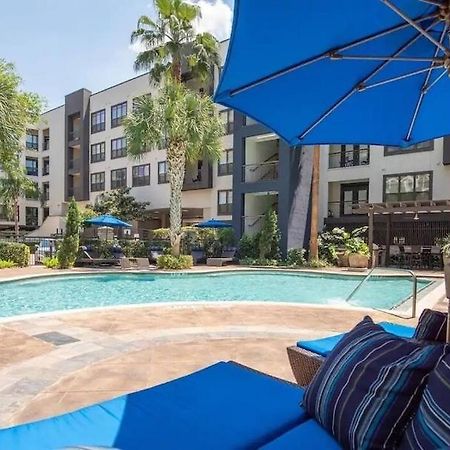 Modern Galleria Apt-Freeparking-Pool-Fast Wifi-Med Ctr Хьюстон Экстерьер фото
